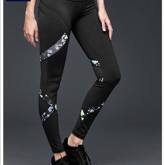 GAP Pants - GapFit gFast mesh-ribbon leggings